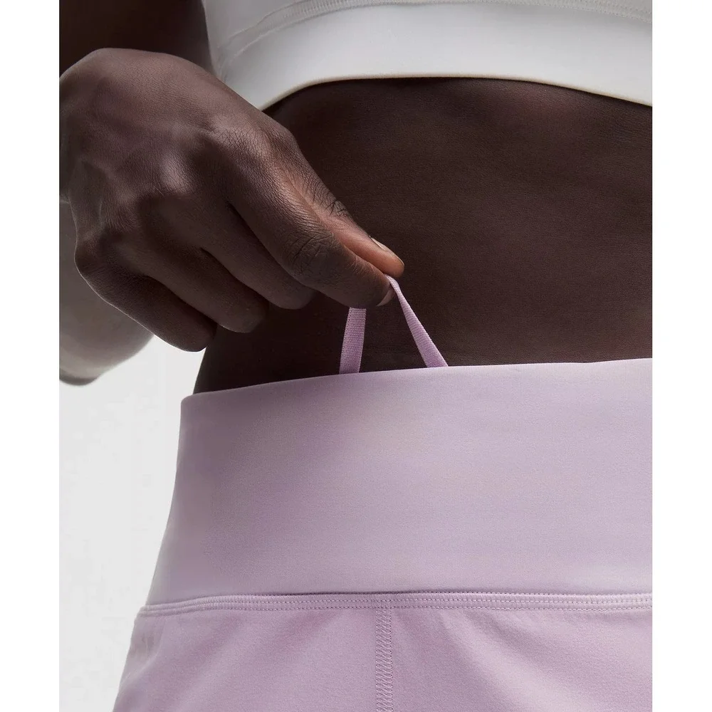 802-Lululemon-Speed Up High-Rise Short 2.5